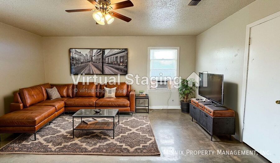 2520 41st St unit B, Lubbock, TX 79413 - photo 1