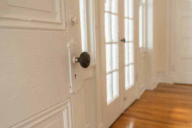 202 Lafayette St unit 3, Jefferson City, MO 65101 - photo 5