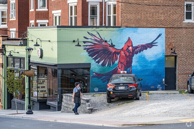 With Sunnyside being mainly residential, people take advantage of the Downtown Morgantown area.