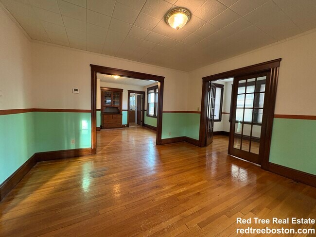 155-157-157 Hillside St unit 2, Boston, MA 02120 - photo 3