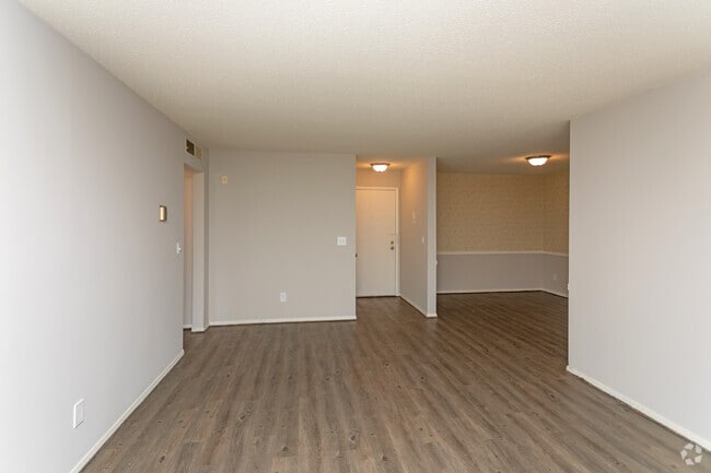 Charlton Park, West Saint Paul, MN 55118 - photo 5