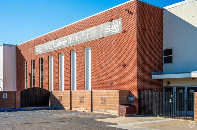 Axiom Christian Classical School is a private school located near downtown Albuquerque.