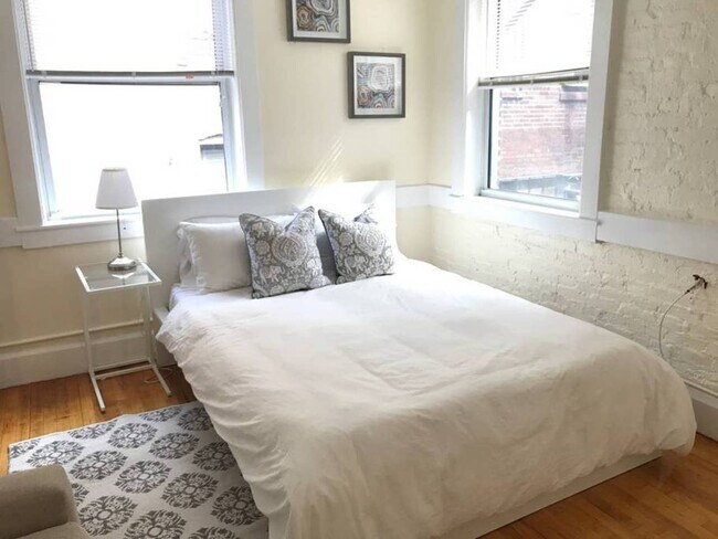 161 Endicott St unit 4R, Boston, MA 02113 - photo 6