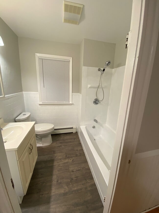 78 Fort St unit 1, East Providence, RI 02914 - photo 6