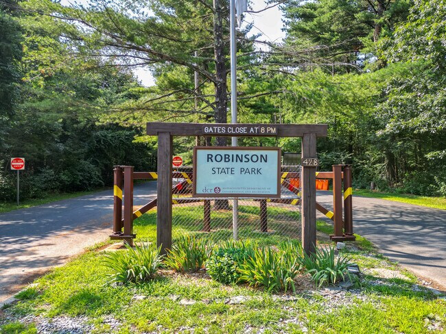 Robinson State park represents the type of activities available in Agawam.