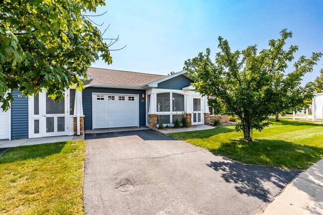 Heritage Cottages 55+ income restricted, Hudson, WI 54016 - photo 7