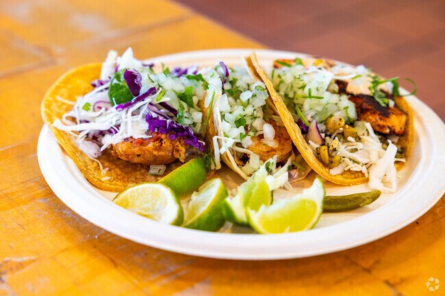 Rubio’s Coastal Grill serves Baja‑style tacos near Edwards Hill errands.