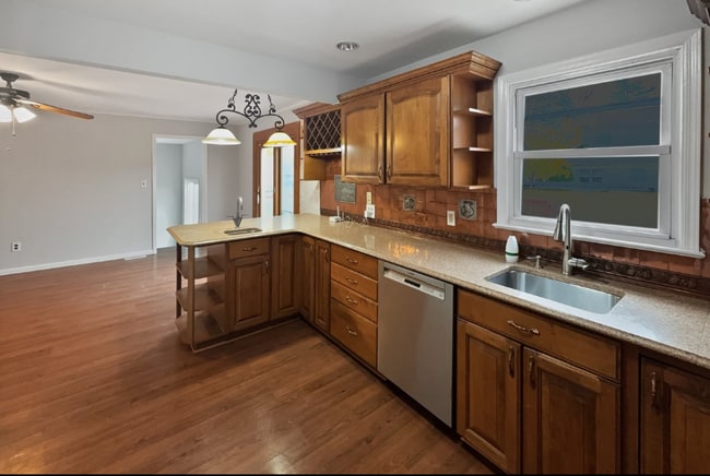 38 Warrenville Rd, Middlesex, NJ 08846 - photo 3