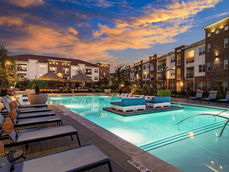 Advenir at Boulder Creek, Pearland, TX 77089 - photo 1