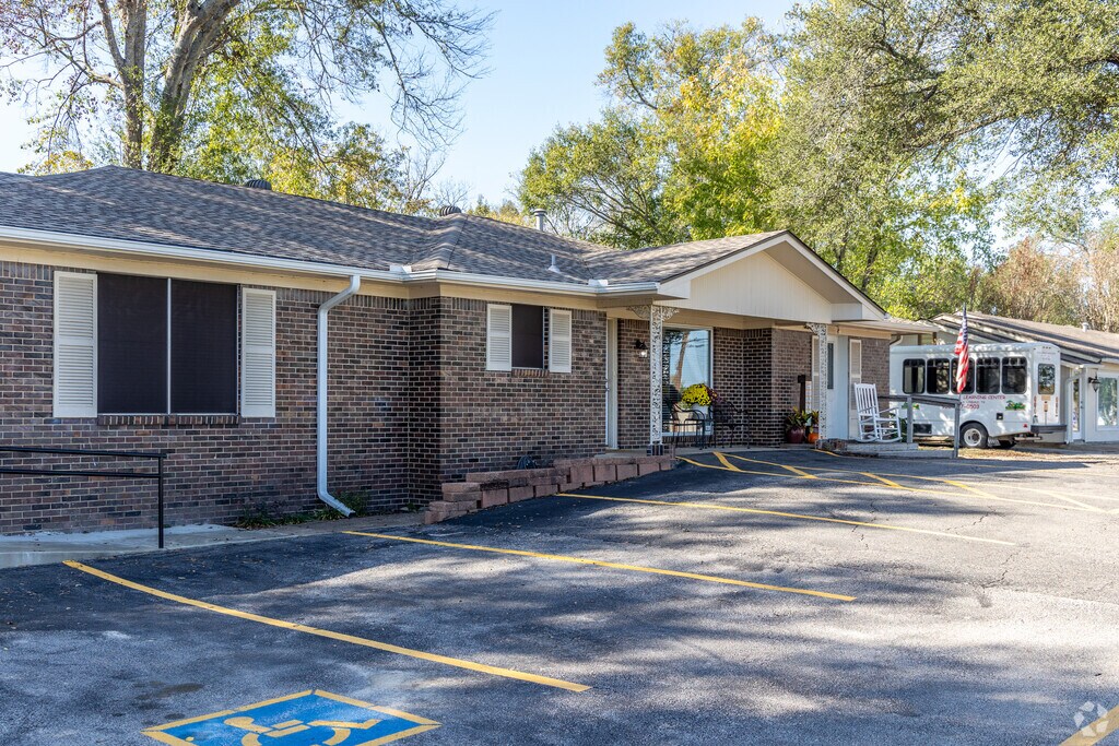 Children in Lindale may start their education at Apple Tree Learning Center.