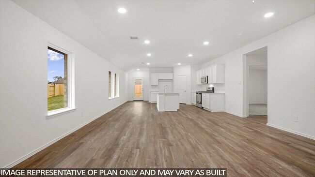 205 Blanco Ln unit 36200287, Dayton, TX 77535 - photo 4