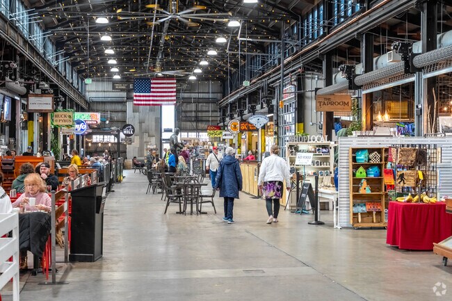 Come to Pybus Market in Wenatchee and find local produce and great spots to eat.
