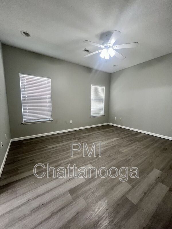 9511 Weidner Ln, Ooltewah, TN 37363 - photo 7