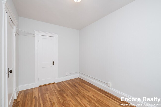 286 Chestnut Hill Ave unit 25, Brighton, MA 02135 - photo 3