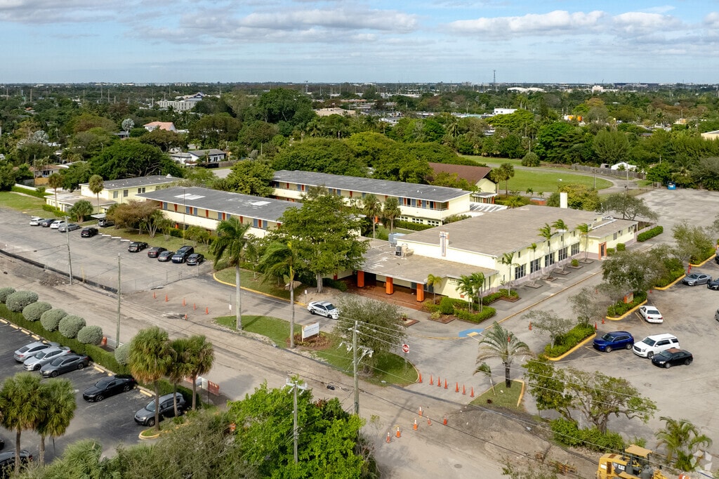 Welcome to Somerset Academy Village Charter Middle School in Wilton Manors, FL.