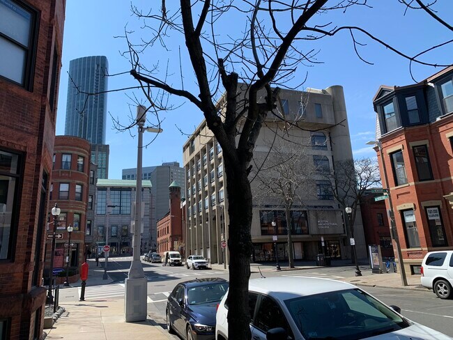 46 Hereford St unit 4, Boston, MA 02115 - photo 6