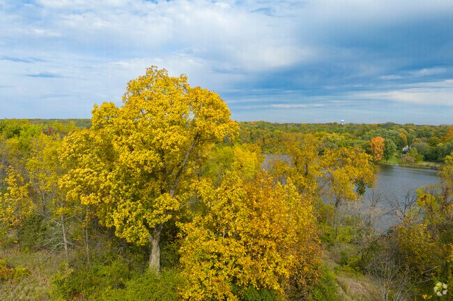 Fox Bluff near Novak Park is the perfect place to enjoy nature and beauty along the Fox River.