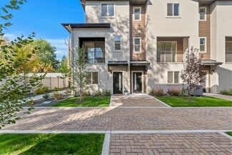 1727 S Rock View Ln, Boise, ID 83705