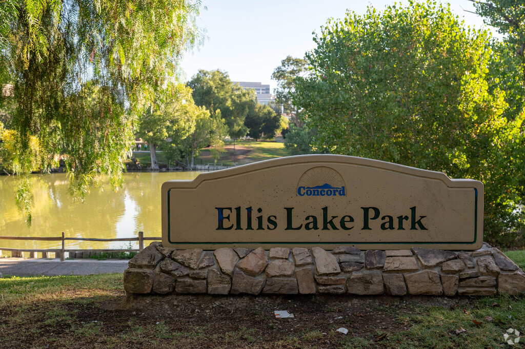 About Ellis Lake | Schools, Demographics, Things to Do - Homes.com