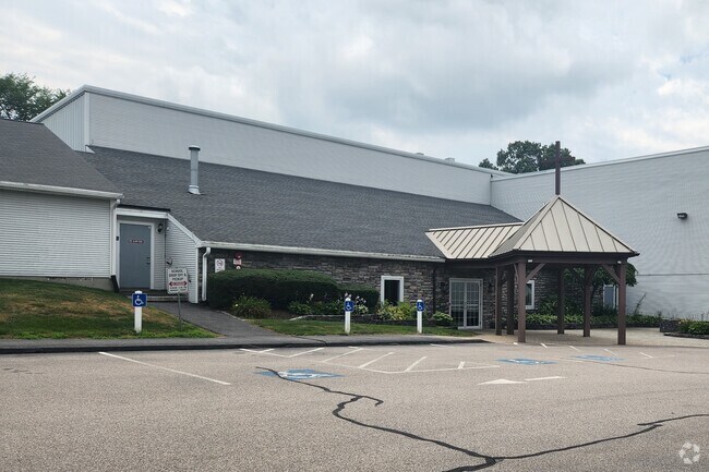 Bethany Christian Academy is located in the Mendon, MA, community.