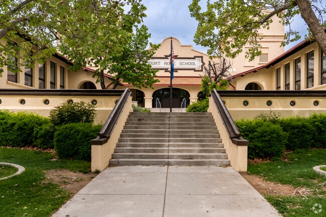 Mount Rose Elementary School in Plumas has an impressive entry court yard.