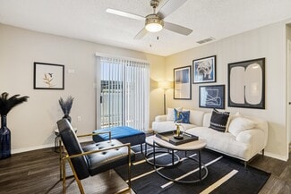 1070 Mearns Meadow Blvd, Austin, TX 78758