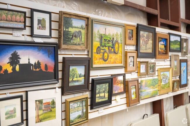 Residents love creating and selling art at the Pike Road Art Center.