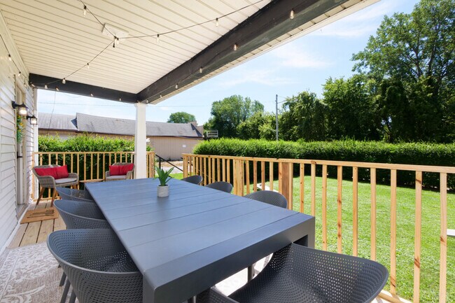 729 E State St unit ID1061034P, Port Clinton, OH 43452 - photo 6