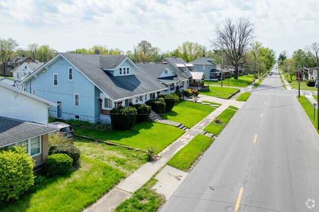 The city’s outskirts provide a mix of newly built and to-be-built developments.