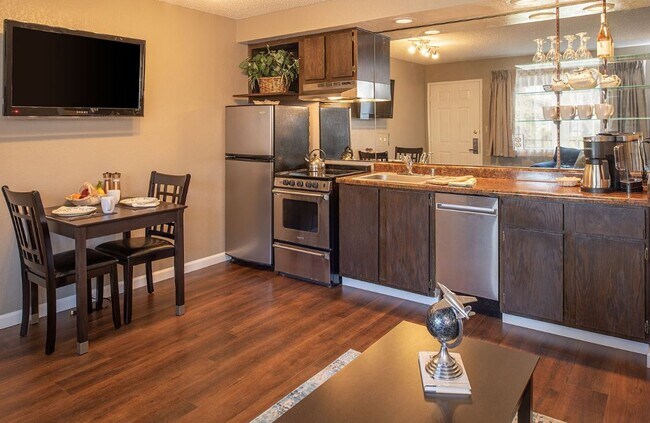 Victorian Villas, Sparks, NV 89431 - photo 4