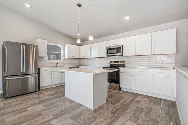 1229 Lucas Ct, Huntington, IN 46750 - photo 5