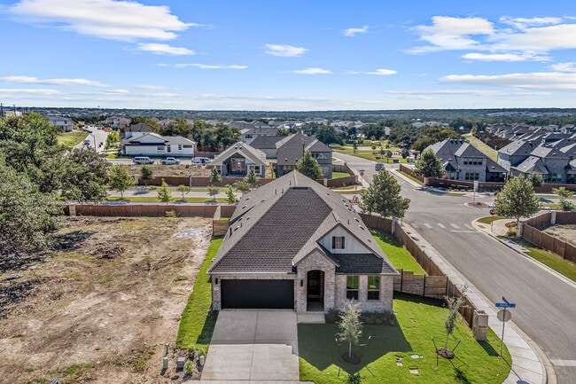 300 Ridgewell Loop, Georgetown, TX 78633 - photo 7