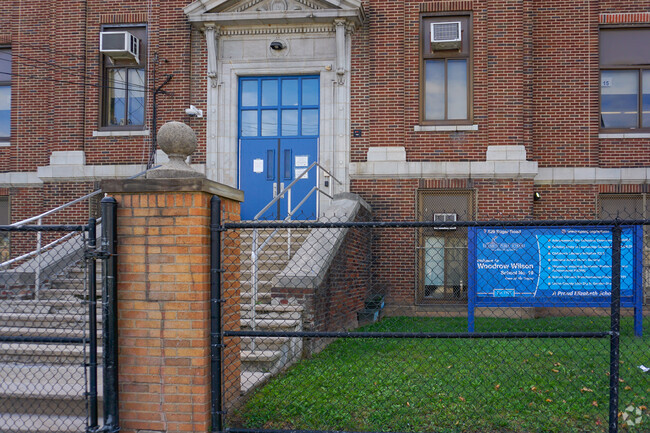 Number 19, Woodrow Wilson Elementary School