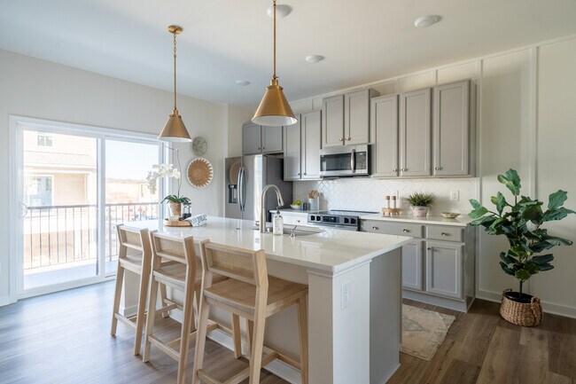 507 Golden Haze Aly, Midlothian, VA 23113 - photo 2