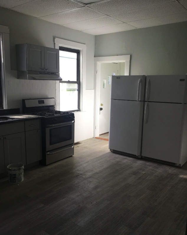 10 Saunders St, Boston, MA 02134