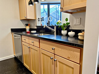 1661 Washington St Unit 304, Boston, MA 02118