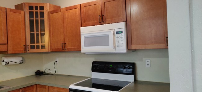 114 Strathmore Rd unit 406, Brighton, MA 02135 - photo 2