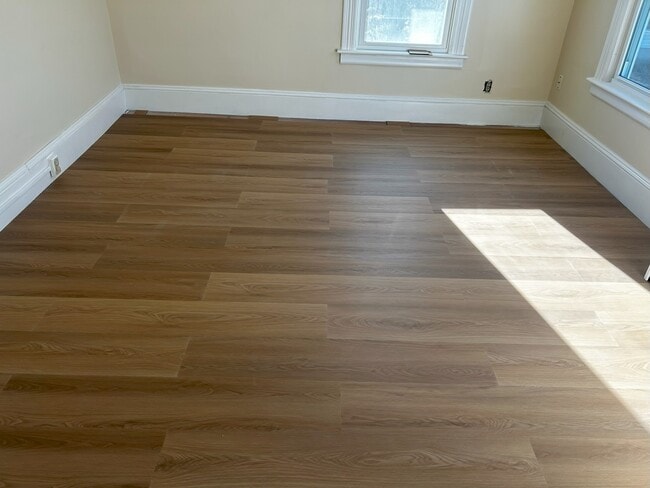 279 Nottingham St unit 279 Nottingham St., Springfield, MA 01104 - photo 4