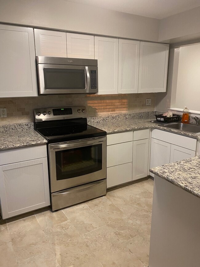 15355 Gatehouse Terrace, Woodbridge, VA 22191 - photo 2