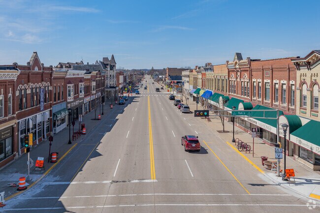Main Street is the heart of downtown Reedsburg, with many local shops and restaurants.