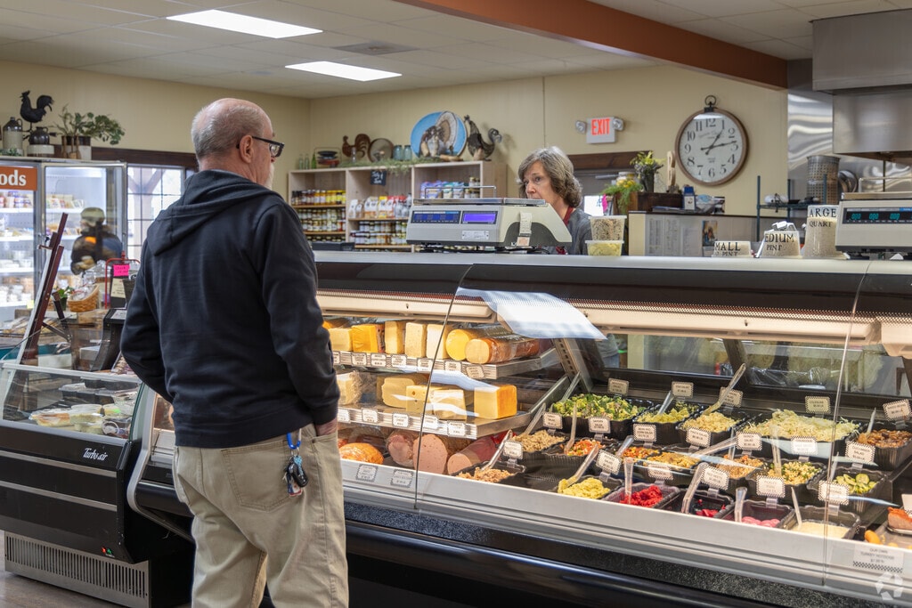 You'll always see a friendly face in Hilltown, PA at Bolton Farms.