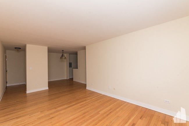 625 W Wrightwood Ave unit 215, Chicago, IL 60614 - photo 3