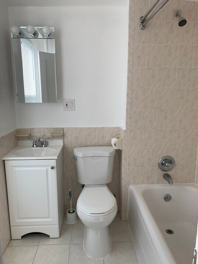 Flagg Court unit 385, Brooklyn, NY 11209 - photo 7