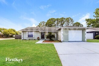 7100 Sandalwood Dr, Port Richey, FL 34668