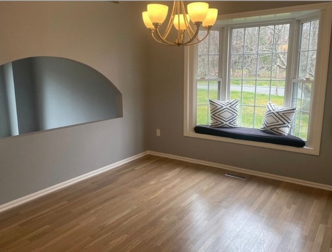 173 Foxbridge Village Rd, Branford, CT 06405 - photo 7