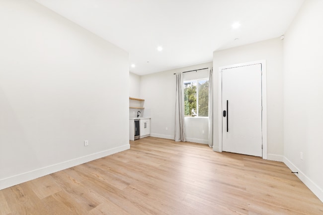 4428 Bowman Blvd, Los Angeles, CA 90032 - photo 4