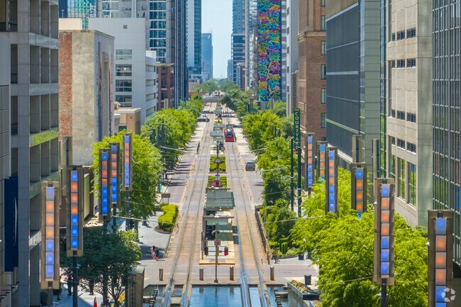 Downtown Houston is a vibrant neighborhood located near Missouri City.