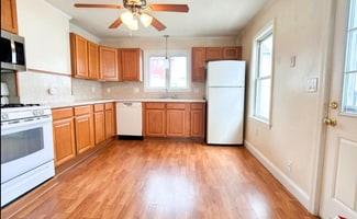 8 Cross St Unit 1, Woburn, MA 01801