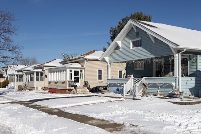 Roosevelt home styles include ranch and bungalow.