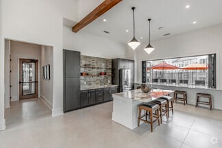 11110 Trevi Village Blvd, Charlotte, NC 28262